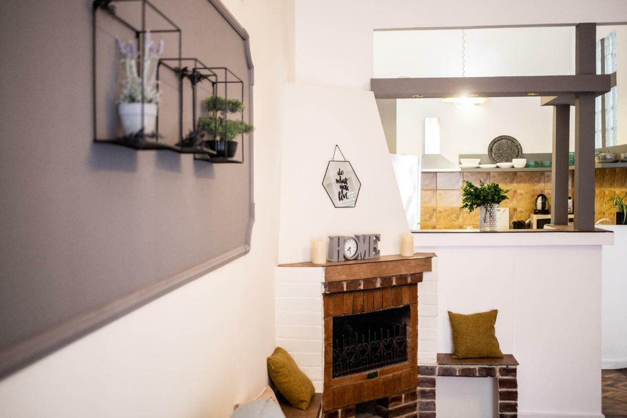 Art Downtown Alecsandri St Luxury Apartment Oradea Eksteriør billede