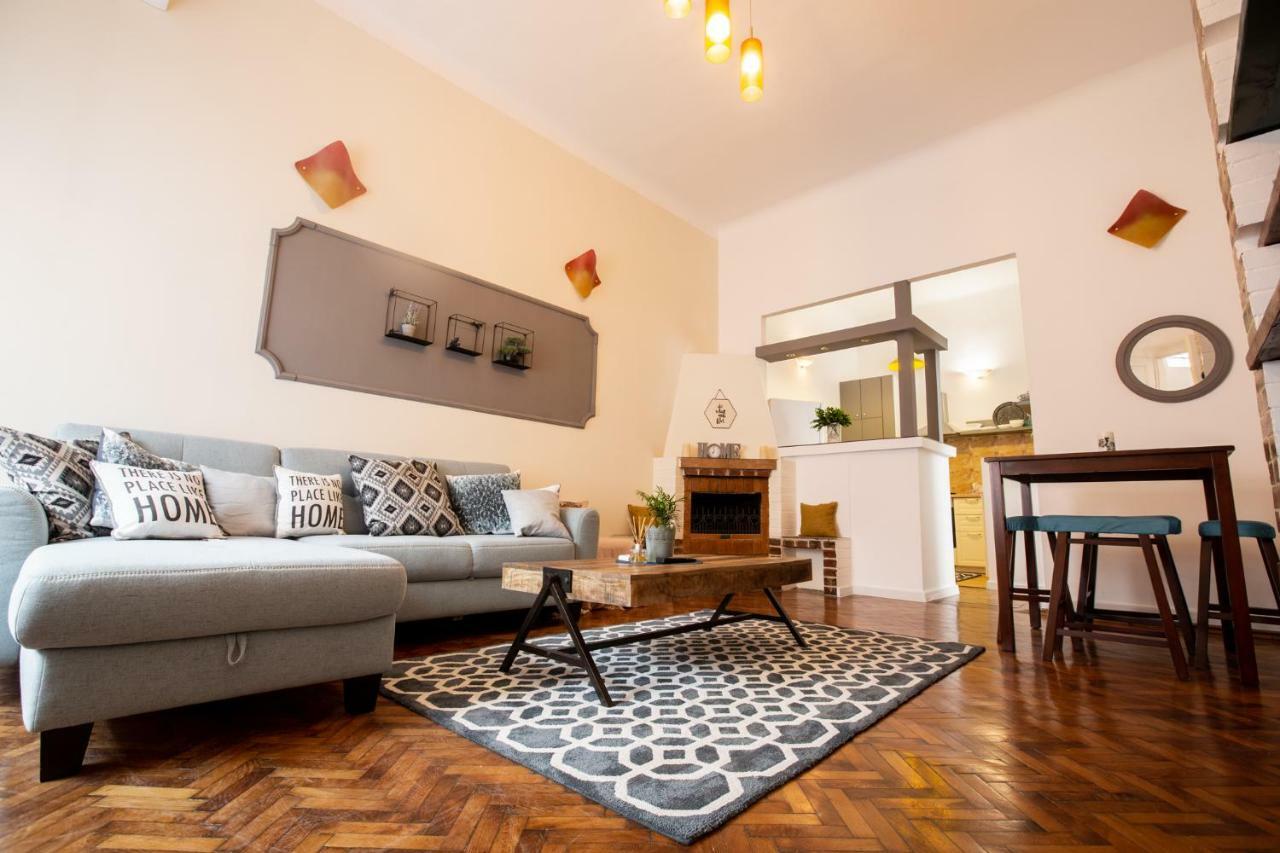 Art Downtown Alecsandri St Luxury Apartment Oradea Eksteriør billede